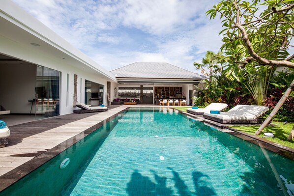 Pool - 4 bedroom villa in SEMINYAK, Paradise Secluded Location with excellent services (Bali)