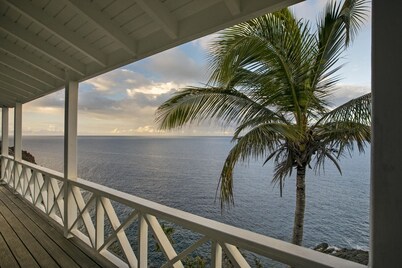 Private Pool/Waterfront Villa/ Magens Bay/couples!