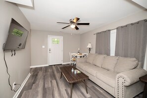 Offices - Cozy Private Basement with Office & Full Amenities (Cary)