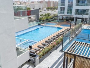 Pool - Vogue| Elegance at Pearlz by Danube (Dubai)