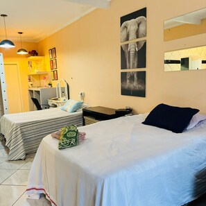 1 Schlafzimmer, Bügeleisen/Bügelbrett, WLAN, Bettwäsche