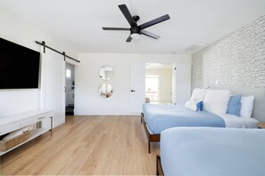 4 bedrooms, desk, iron/ironing board, travel crib