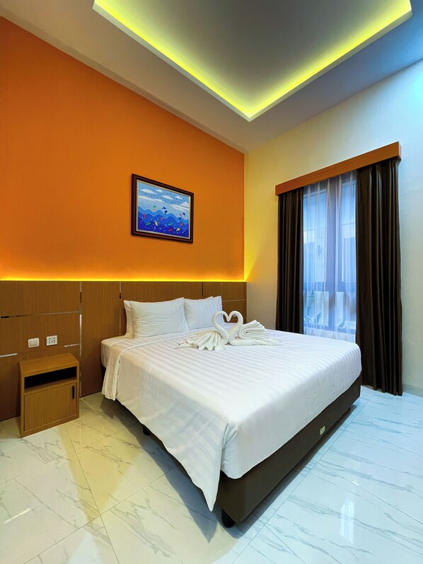 Dobbeltrom – superior, balkong | Skrivebord, skrivebord for bærbar PC og strykejern/-brett