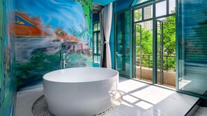 Luxury Double Room, Balcony, Garden View | Down comforters, free minibar, desk, laptop workspace
