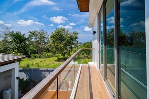 Property grounds - Yamu Hills 6 BDR Panoramic Sea View Luxury Vila (Pa Klok)