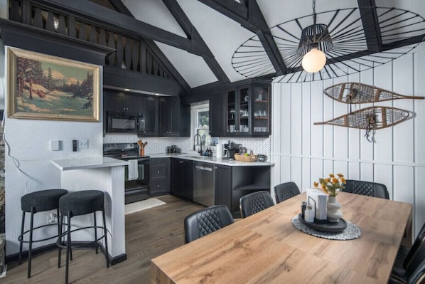 تناول الطعام