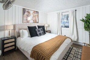 4 عدّة غرف نوم ومكتب وسرير سفر وواي فاي مجانًا