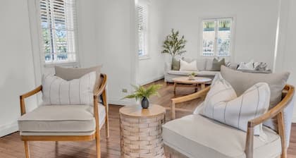 Settlers Cottage: Pet Friendly