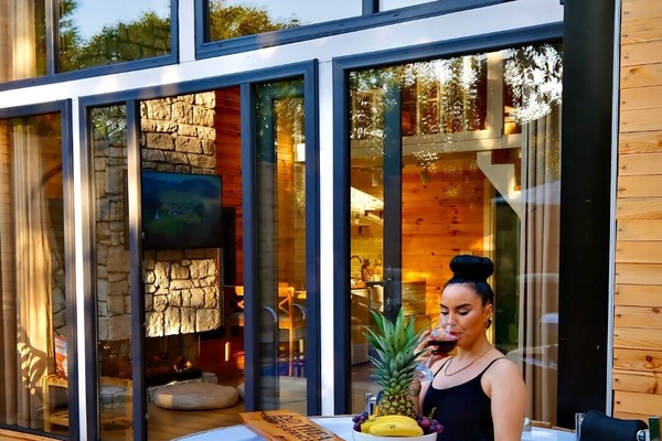 Luxury Bungalow, Private Pool, Garden View | Jetted bathtub