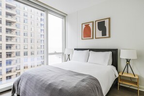 1 slaapkamer, een strijkplank/strijkijzer, wifi, beddengoed