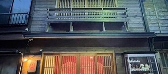 Breakfast includedwhole house rental plan / Oshimamachi Tokyo