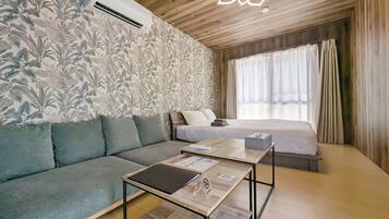 1 bedroom, desk, free WiFi, bed sheets