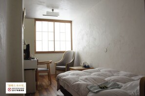 1 bedroom, desk, iron/ironing board, free WiFi