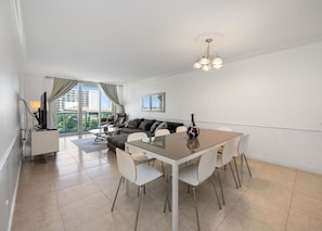 Interior - Modern 1-Bedroom Apartment in Sunny Isles Beach with WiFi, AC (Sunny Isles Beach)