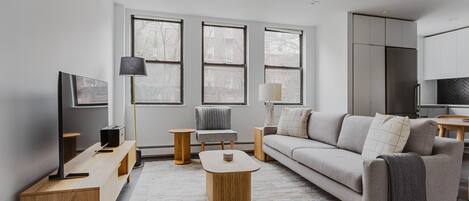 テレビ、ステレオ