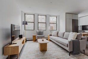 Télévision, chaîne hi-fi