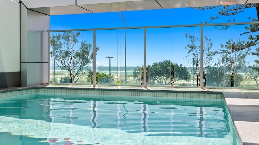 Luxury Beachfront Stay in Kirra