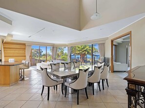 Dining - NEWHAVEN BLISS  Pets allowed (Newhaven)