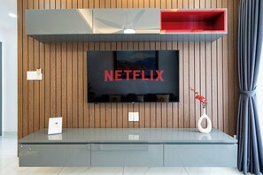 Blackout drapes, iron/ironing board, free WiFi - COZY 3-BR Apartment in the center of District 7 (Ho Chi Minh City)