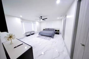 3 chambres, bureau, fer et planche à repasser, Wi-Fi