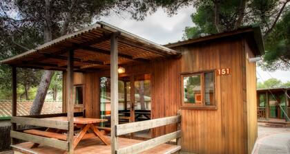 Amazing Bungalow With Parking