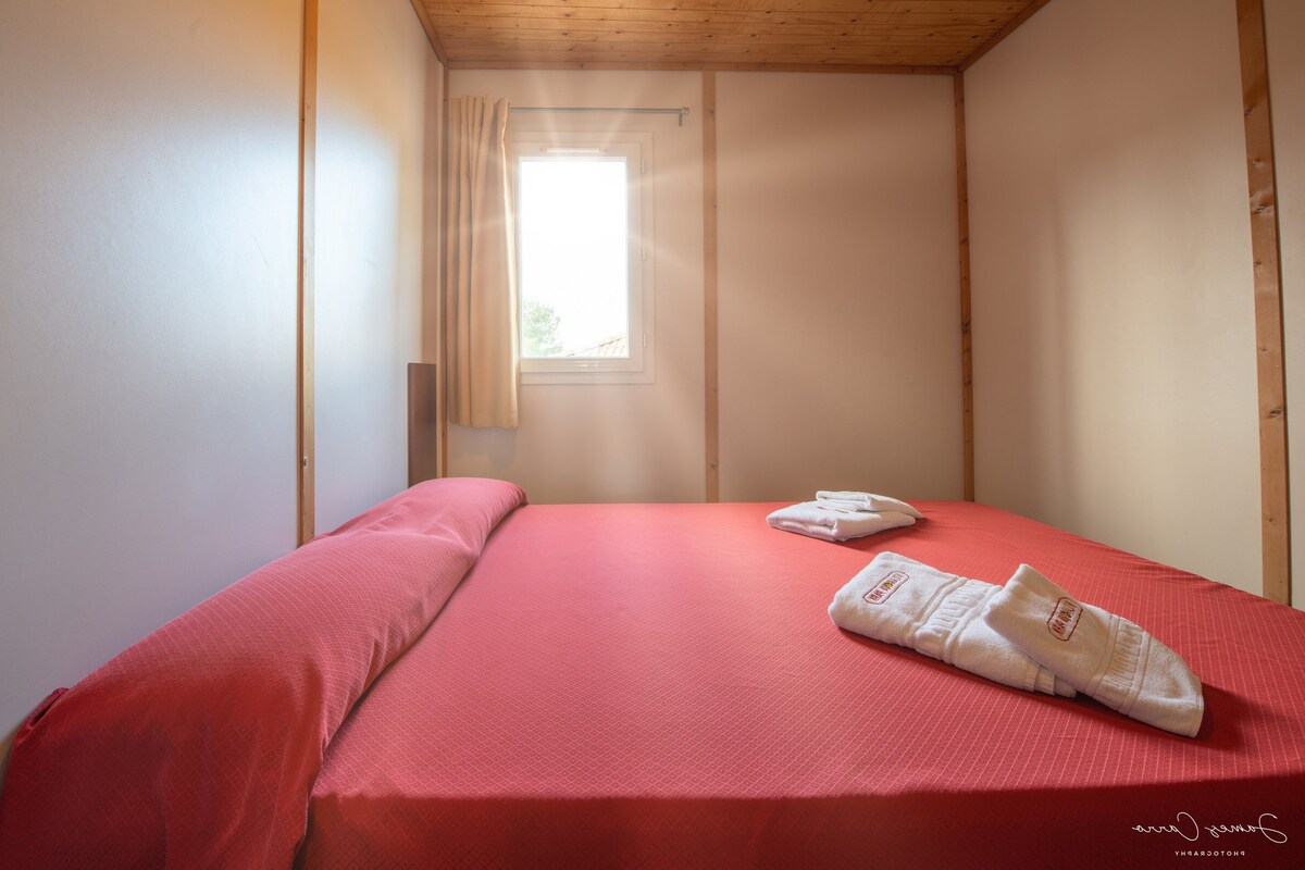 Classic House, 3 Bedrooms | 6 bedrooms, individually furnished, bed sheets