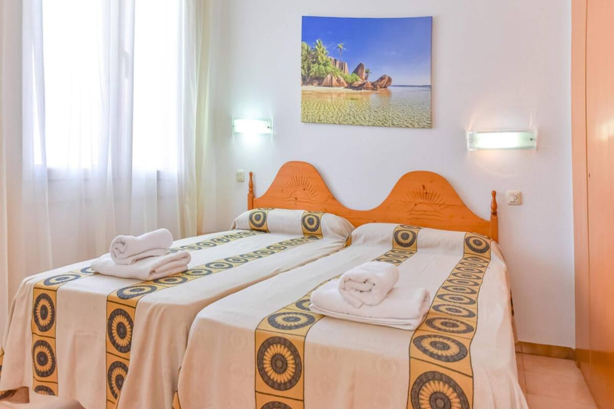 Comfort appartement, 2 slaapkamers | 5 slaapkamers, individueel gemeubileerd, beddengoed