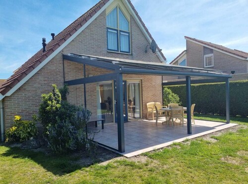 Nice Holiday Home With Courtyard