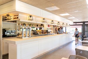 Maison Confort, 3 chambres | Réception