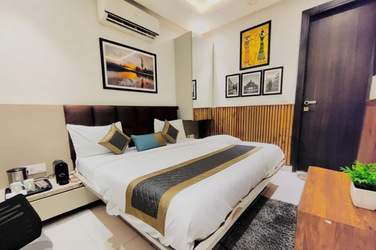 Phòng Deluxe, quang cảnh thành phố | Bộ đồ giường kháng dị ứng, bàn, khu vực làm việc phù hợp cho laptop
