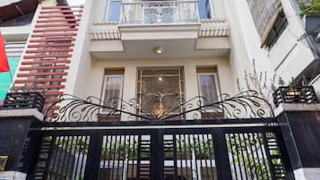 Fachada de la propiedad