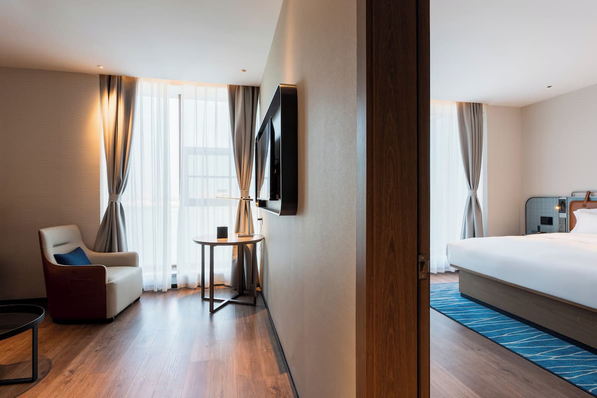 Suite monolocale Executive | Una scrivania, postazione laptop, Wi-Fi gratuito, lenzuola