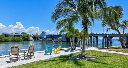 🦩Book Me Baby! Esquina Paraiso on Siesta Key🦩