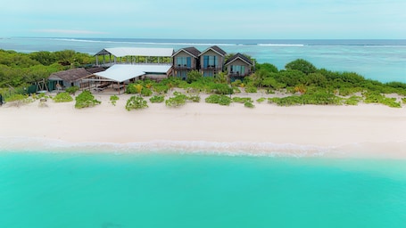 Exterior. Araaik Beach Village