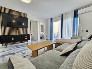 2 slaapkamers, een strijkplank/strijkijzer, internet