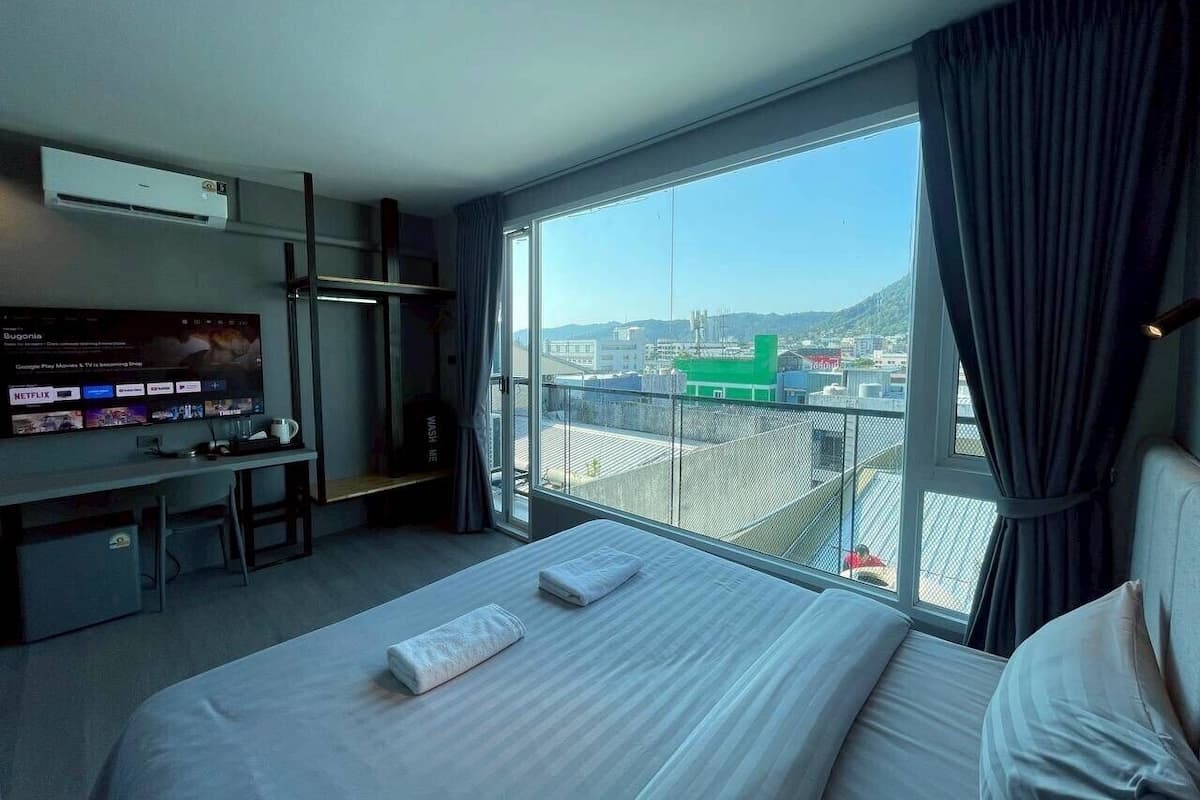 Deluxe Double or Twin with Balcony
