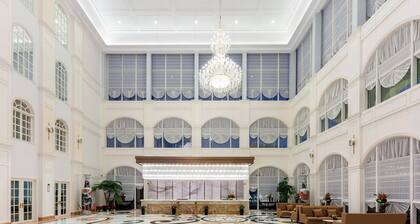 NARADA RESORT SHANGHAI HOTEL Disney Store
