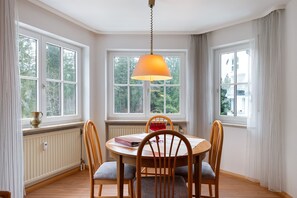 Dining - Apartment 'Nr 6' with Balcony and Wi-Fi (Titisee-Neustadt)