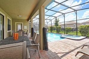 Unclassified image, 4 of 55, button