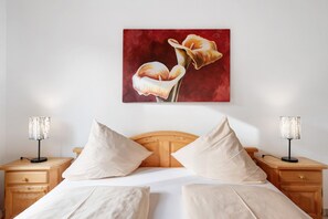 2 chambres, fer et planche à repasser, Wi-Fi gratuit, draps fournis