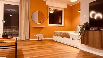 1 bedroom, free WiFi, bed sheets