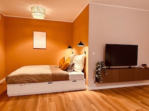 1 bedroom, free WiFi, bed sheets