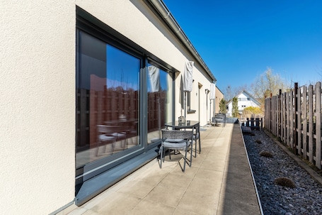 Outdoor dining. Studio 'Berggass' with Wi-Fi