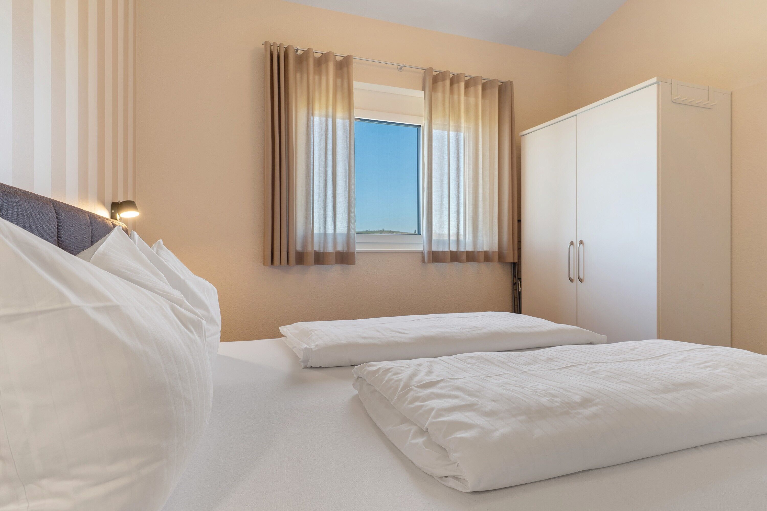 2 bedrooms, free WiFi, bed sheets