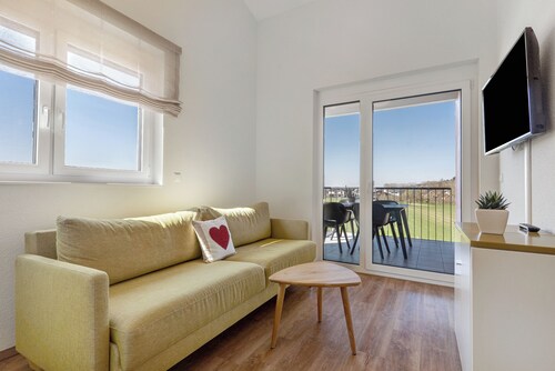 Apartment 'Vogesenblick' with Balcony and Wi-Fi