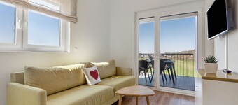 Apartment 'Vogesenblick' with Balcony and Wi-Fi