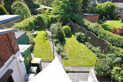 Ferienhaus 'Die Kleine Ferienvilla' mit privater Terrasse, Garten und Wi-Fi