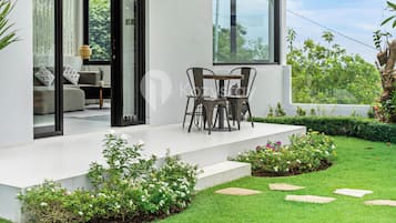 Vila, 3 kamar tidur, kolam renang pribadi | Pemandangan taman