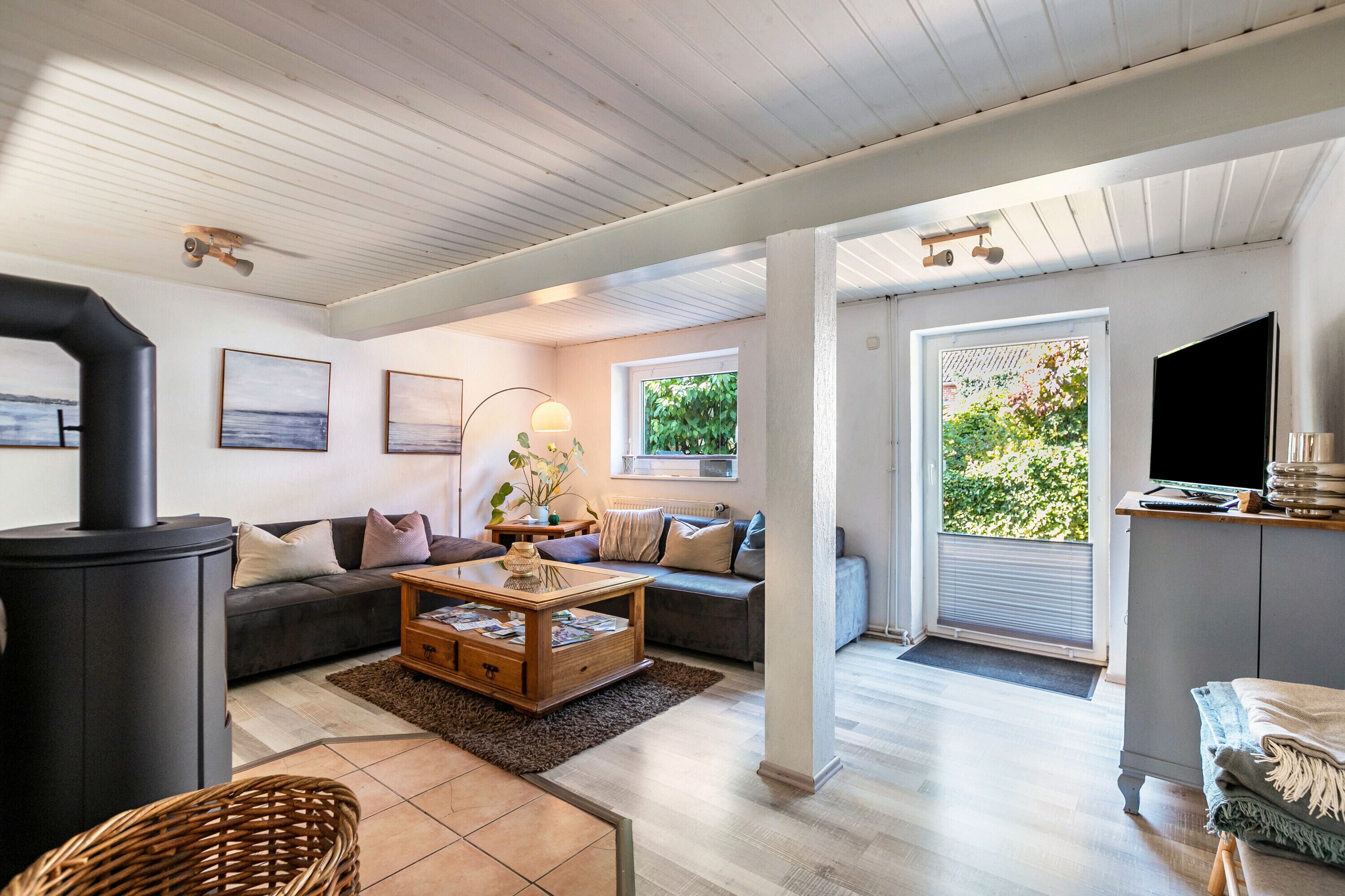 TV, peis og DVD-spiller