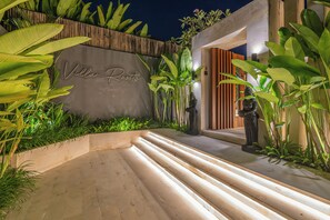 Exterior - Rosita Ubud - Stunning 5BR Villa (Ubud)